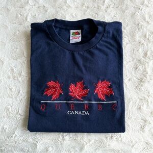 Vintage Quebec Canada Shirt Tee Womens Small Navy Maple Leaf Destination Travel